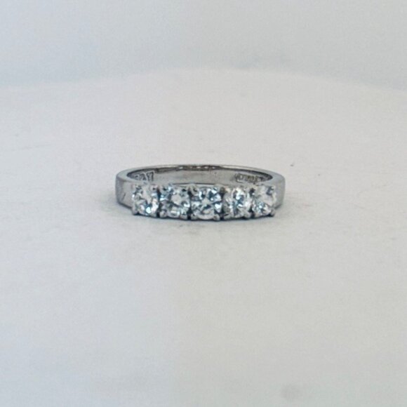 Vintage 925 Sterling Silver Five Stone CZ Band Ring Size 6.75 Estate Jewelry - Picture 2 of 11